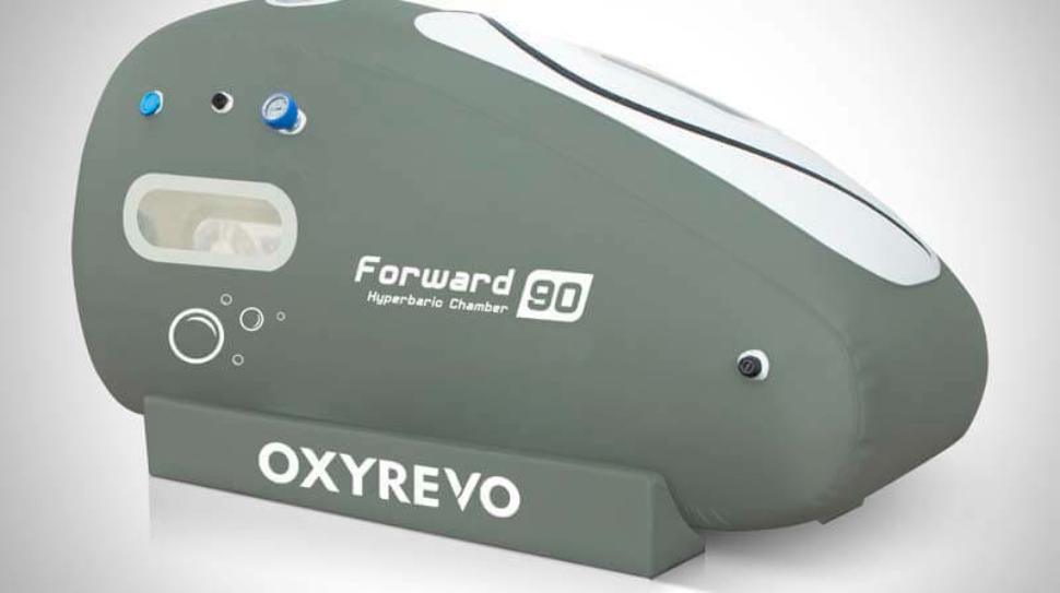 OxyRevo-Portable-Sitting-Hyperbaric-Chamber-Forward90-01